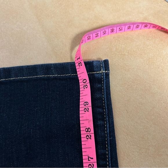 Paige Laurel Canyon dark‎ wash boot cut jeans size 24. - Picture 7 of 7